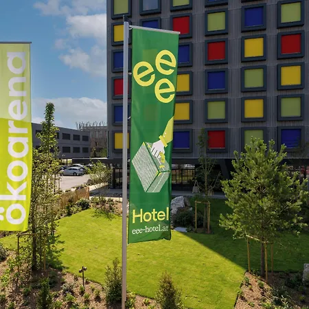 Hotel Eee