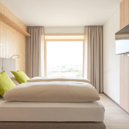 Eee فندق Eberstalzell